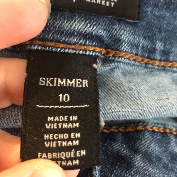 LAST CHANCE 💄 WHBM Medium Wash Skimmer Jeans, size 10 - Picture 7 of 7